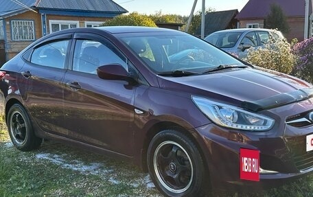 Hyundai Solaris II рестайлинг, 2013 год, 570 000 рублей, 16 фотография