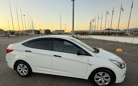 Hyundai Solaris II рестайлинг, 2015 год, 965 000 рублей, 3 фотография