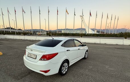 Hyundai Solaris II рестайлинг, 2015 год, 965 000 рублей, 6 фотография