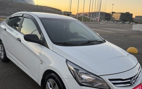 Hyundai Solaris II рестайлинг, 2015 год, 965 000 рублей, 4 фотография