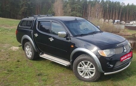 Mitsubishi L200 IV рестайлинг, 2008 год, 1 250 000 рублей, 2 фотография