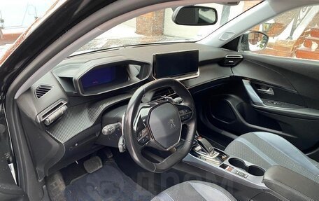 Peugeot 2008 II, 2020 год, 1 749 999 рублей, 5 фотография