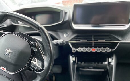 Peugeot 2008 II, 2020 год, 1 749 999 рублей, 26 фотография