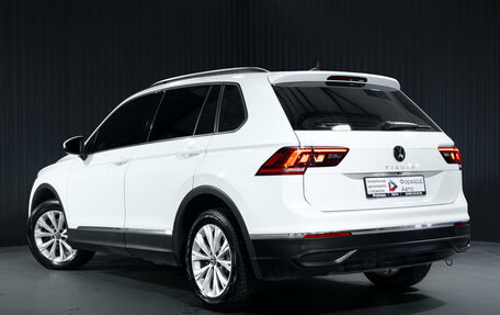 Volkswagen Tiguan II, 2021 год, 2 399 000 рублей, 6 фотография