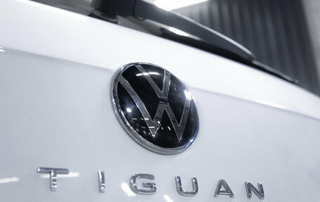 Volkswagen Tiguan II, 2021 год, 2 399 000 рублей, 12 фотография