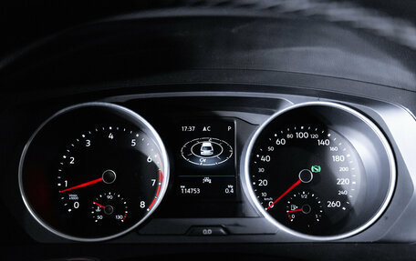 Volkswagen Tiguan II, 2021 год, 2 399 000 рублей, 17 фотография