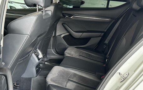 Skoda Octavia IV, 2020 год, 1 800 000 рублей, 19 фотография