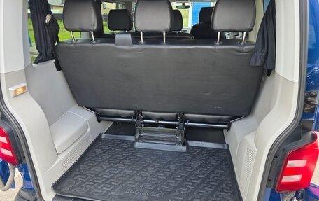 Volkswagen Caravelle T6 рестайлинг, 2017 год, 3 070 000 рублей, 8 фотография