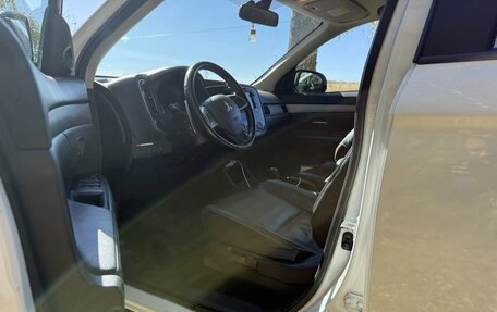 Mitsubishi Outlander III рестайлинг 3, 2013 год, 1 390 000 рублей, 14 фотография