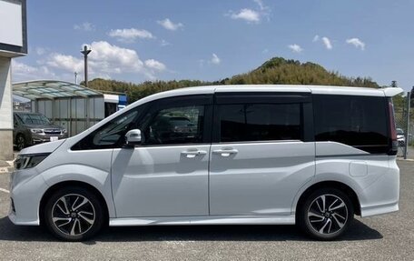 Honda Stepwgn IV, 2021 год, 2 057 000 рублей, 10 фотография