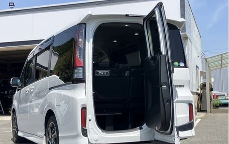 Honda Stepwgn IV, 2021 год, 2 057 000 рублей, 21 фотография