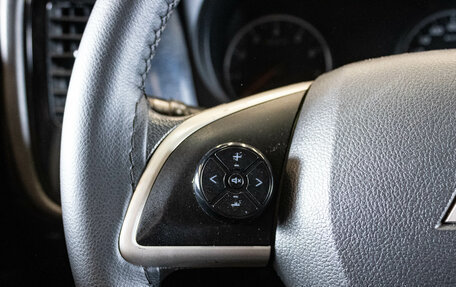 Mitsubishi Outlander III рестайлинг 3, 2013 год, 1 155 000 рублей, 15 фотография