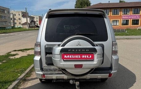 Mitsubishi Pajero IV, 2011 год, 1 950 000 рублей, 4 фотография