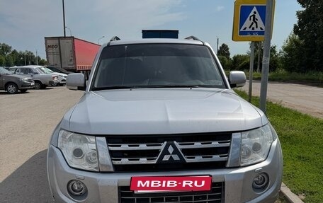 Mitsubishi Pajero IV, 2011 год, 1 950 000 рублей, 5 фотография
