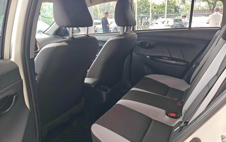 Toyota Yaris XP150 рестайлинг, 2022 год, 1 356 666 рублей, 12 фотография