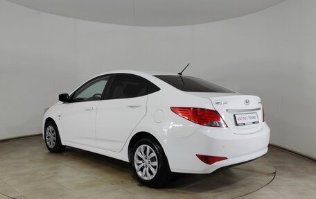 Hyundai Solaris II рестайлинг, 2015 год, 1 050 000 рублей, 5 фотография