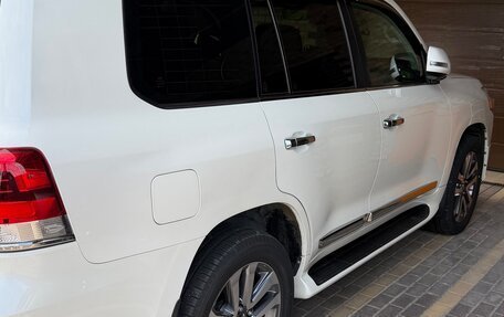 Toyota Land Cruiser 200, 2018 год, 6 350 000 рублей, 1 фотография