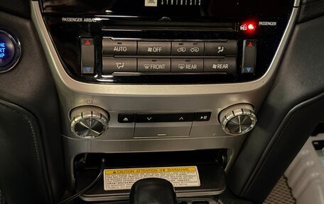 Toyota Land Cruiser 200, 2016 год, 5 200 000 рублей, 13 фотография