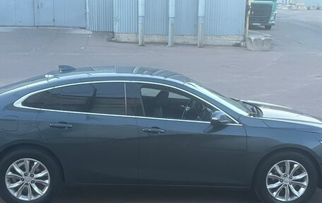 Chevrolet Malibu IX, 2019 год, 950 000 рублей, 4 фотография