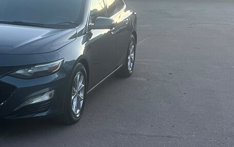 Chevrolet Malibu IX, 2019 год, 950 000 рублей, 6 фотография
