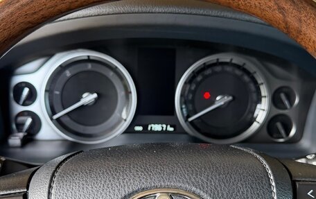 Toyota Land Cruiser 200, 2018 год, 6 350 000 рублей, 7 фотография