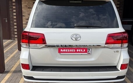 Toyota Land Cruiser 200, 2018 год, 6 350 000 рублей, 13 фотография