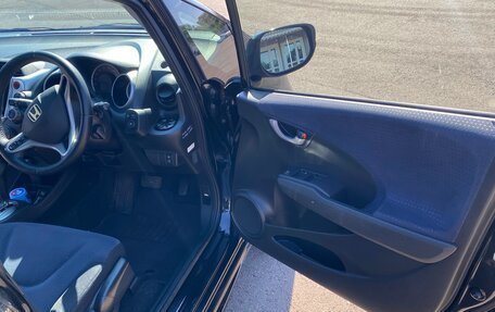 Honda Fit III, 2009 год, 850 000 рублей, 17 фотография
