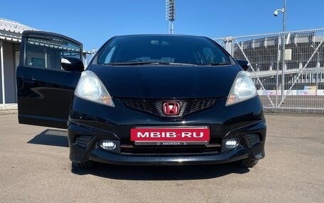 Honda Fit III, 2009 год, 850 000 рублей, 27 фотография