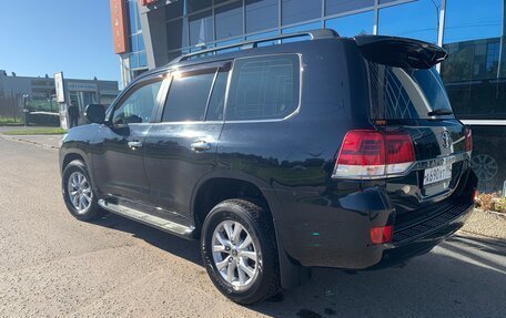 Toyota Land Cruiser 200, 2016 год, 6 780 000 рублей, 3 фотография