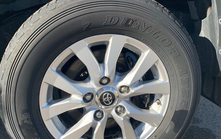 Toyota Land Cruiser 200, 2016 год, 6 780 000 рублей, 24 фотография