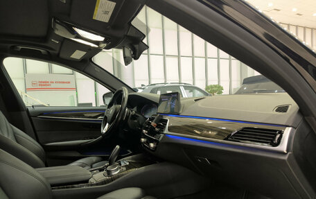 BMW 5 серия, 2019 год, 3 465 000 рублей, 13 фотография