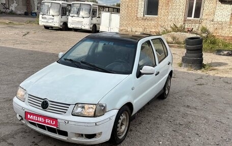 Volkswagen Polo III рестайлинг, 2001 год, 45 000 рублей, 2 фотография
