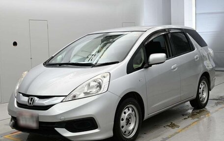 Honda Fit Shuttle I рестайлинг, 2014 год, 710 000 рублей, 1 фотография