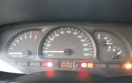 Opel Vectra B рестайлинг, 1996 год, 420 000 рублей, 26 фотография