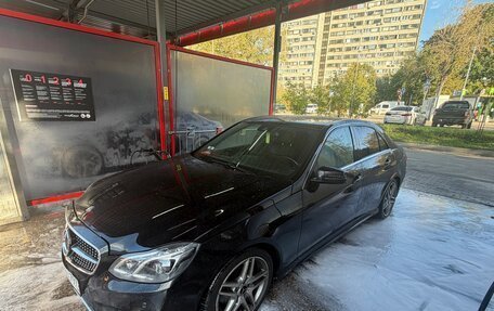 Mercedes-Benz E-Класс, 2013 год, 1 780 000 рублей, 4 фотография