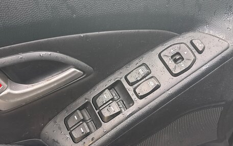 Hyundai ix35 I рестайлинг, 2012 год, 960 000 рублей, 5 фотография