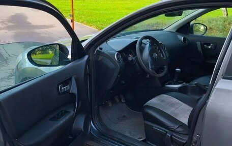 Nissan Qashqai, 2011 год, 740 000 рублей, 10 фотография