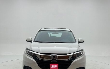Honda Vezel, 2022 год, 1 190 000 рублей, 2 фотография