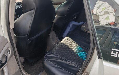 Ford Focus IV, 2000 год, 270 000 рублей, 8 фотография