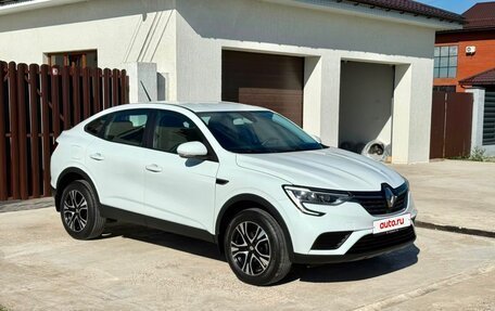 Renault Arkana I, 2022 год, 1 420 000 рублей, 2 фотография