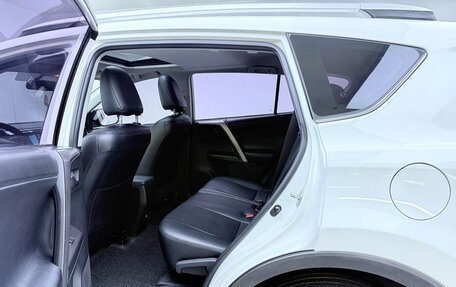 Toyota RAV4, 2018 год, 1 680 000 рублей, 12 фотография