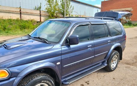 Mitsubishi Pajero Sport II рестайлинг, 2005 год, 690 000 рублей, 2 фотография