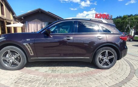 Infiniti QX70, 2014 год, 2 450 000 рублей, 2 фотография