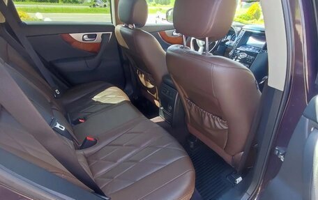 Infiniti QX70, 2014 год, 2 450 000 рублей, 12 фотография