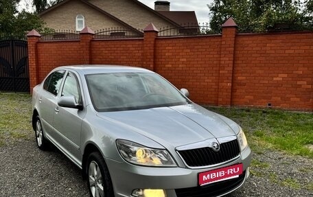 Skoda Octavia, 2011 год, 850 000 рублей, 2 фотография
