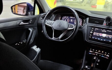 Volkswagen Tiguan II, 2021 год, 2 590 000 рублей, 8 фотография