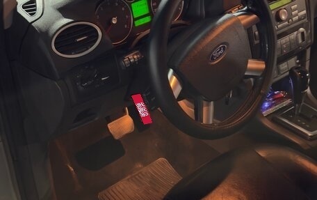 Ford Focus II рестайлинг, 2006 год, 390 000 рублей, 18 фотография