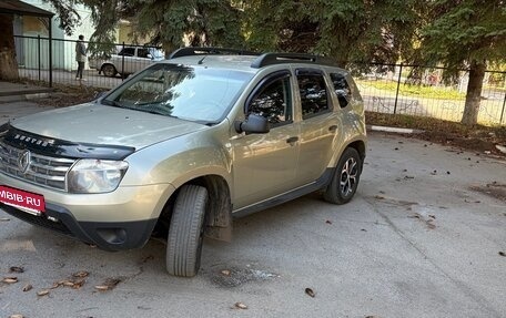 Renault Duster I рестайлинг, 2013 год, 900 000 рублей, 3 фотография