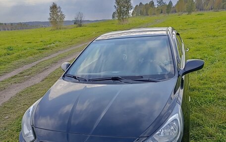 Hyundai Solaris II рестайлинг, 2012 год, 810 000 рублей, 19 фотография