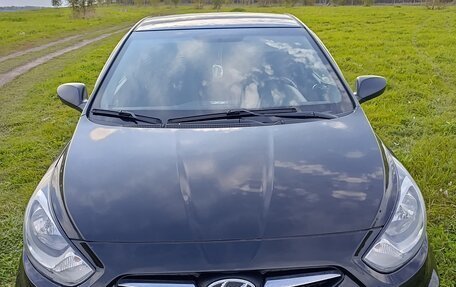 Hyundai Solaris II рестайлинг, 2012 год, 810 000 рублей, 17 фотография